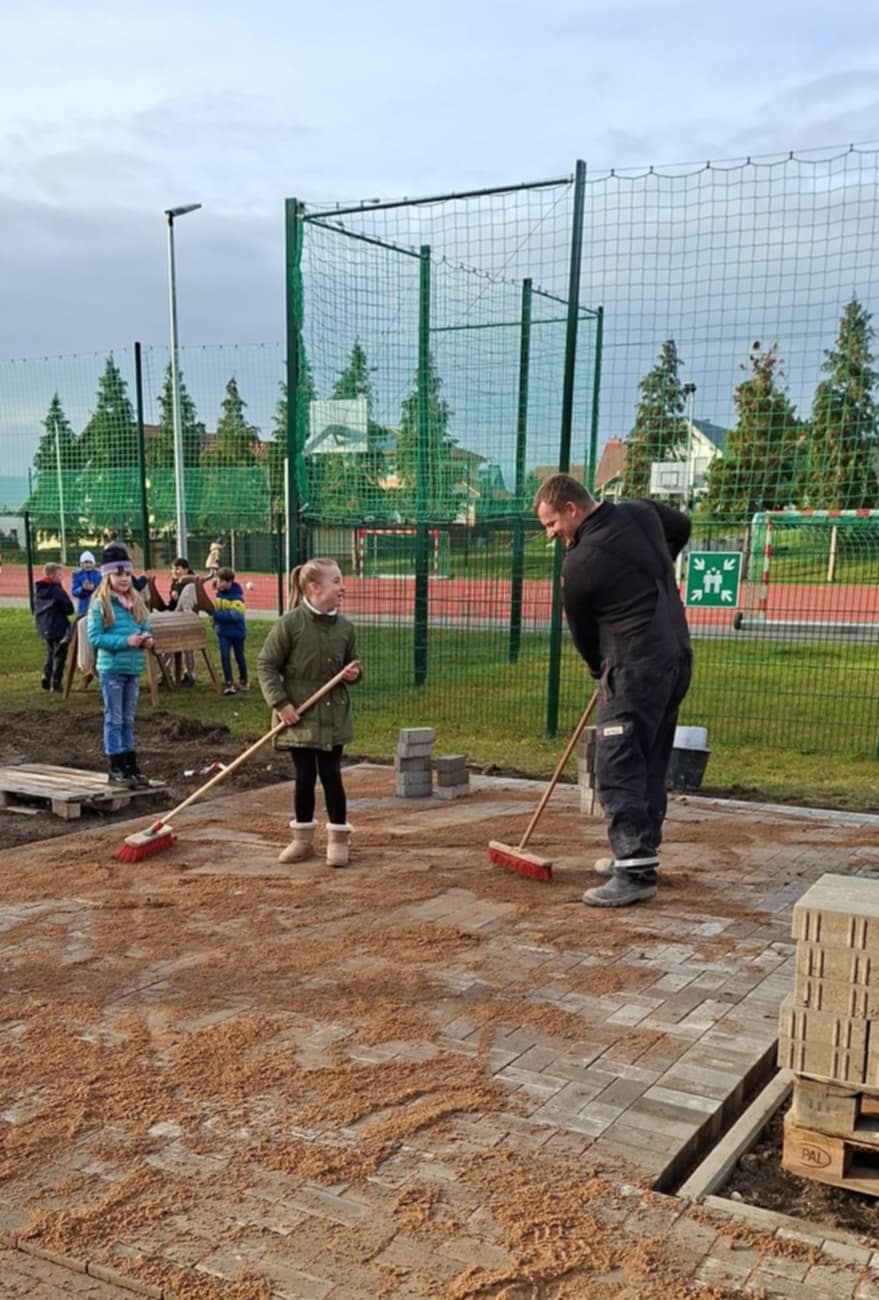 Neue Tischtennisfläche